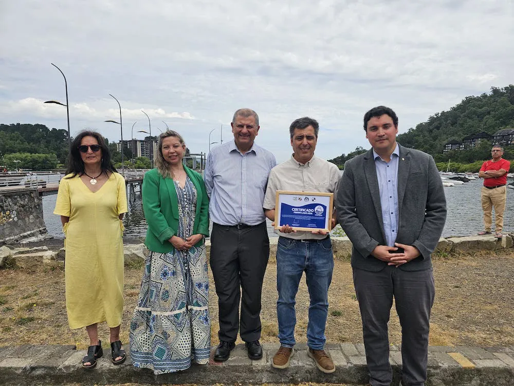 Alcalde Sebastián Álvarez y municipio de Pucón