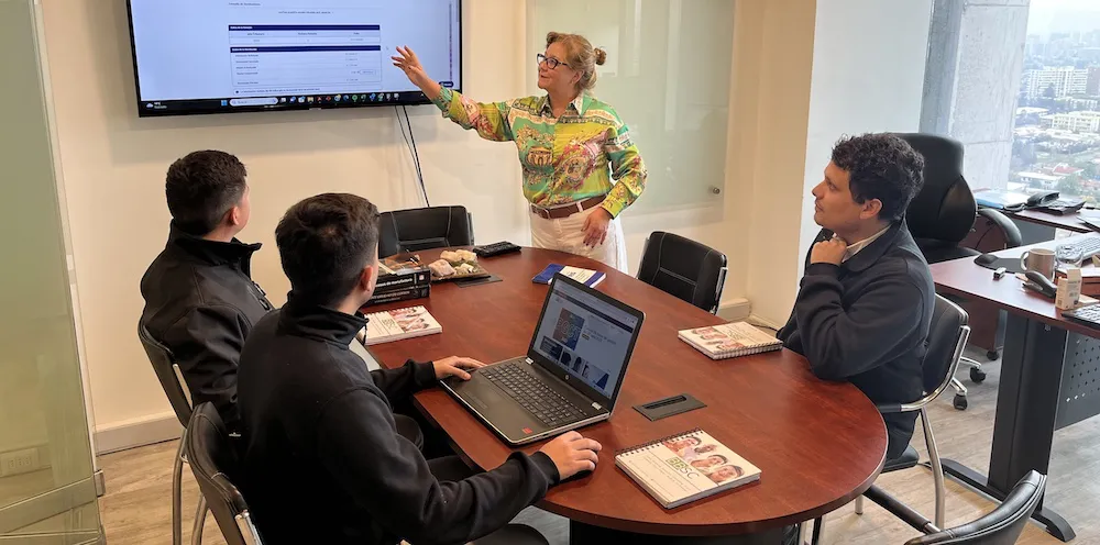 foto referencial impuestos