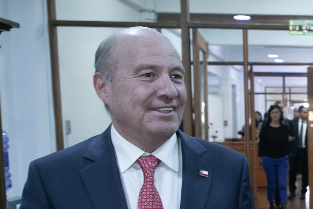 Ministro Quiroz dice que Yo Elijo mi PC se podria revisar