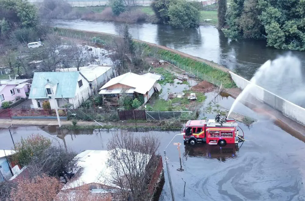 Colapso alcantarillado en Loncoche