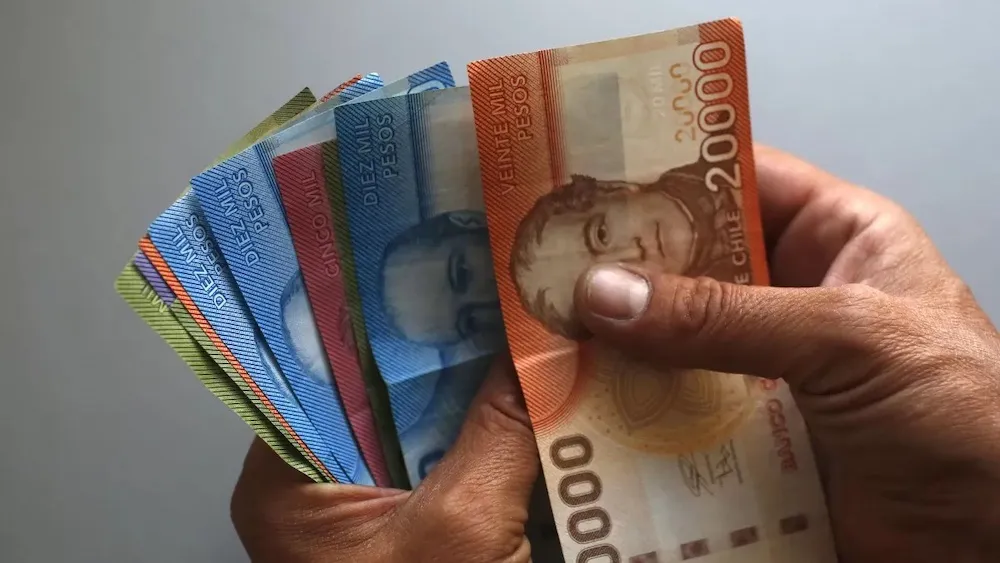 Dinero - foto referencial