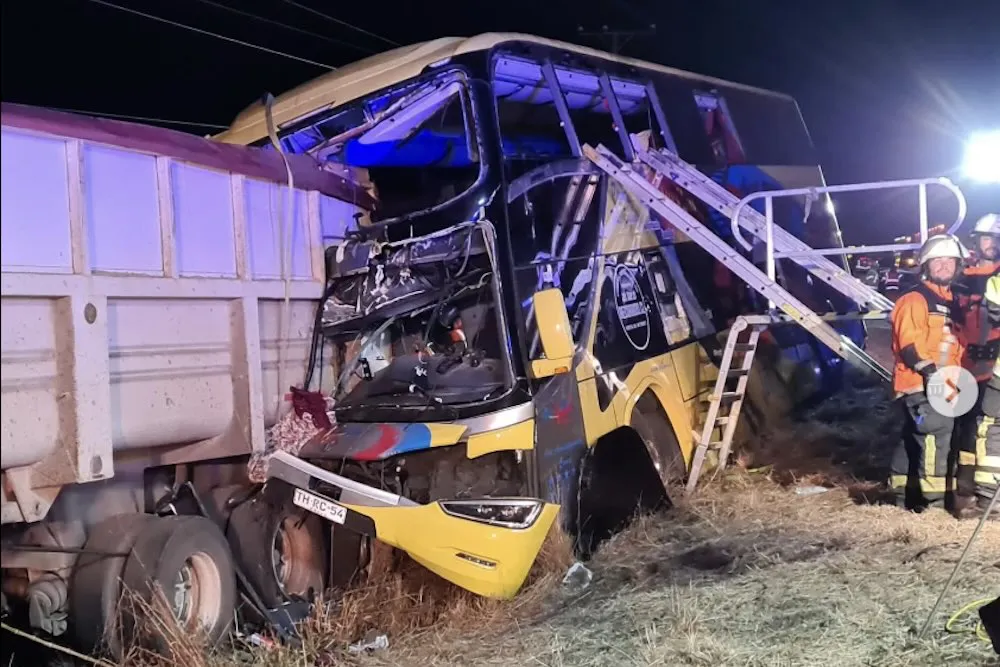 Colision por alcance bus Jet Sur