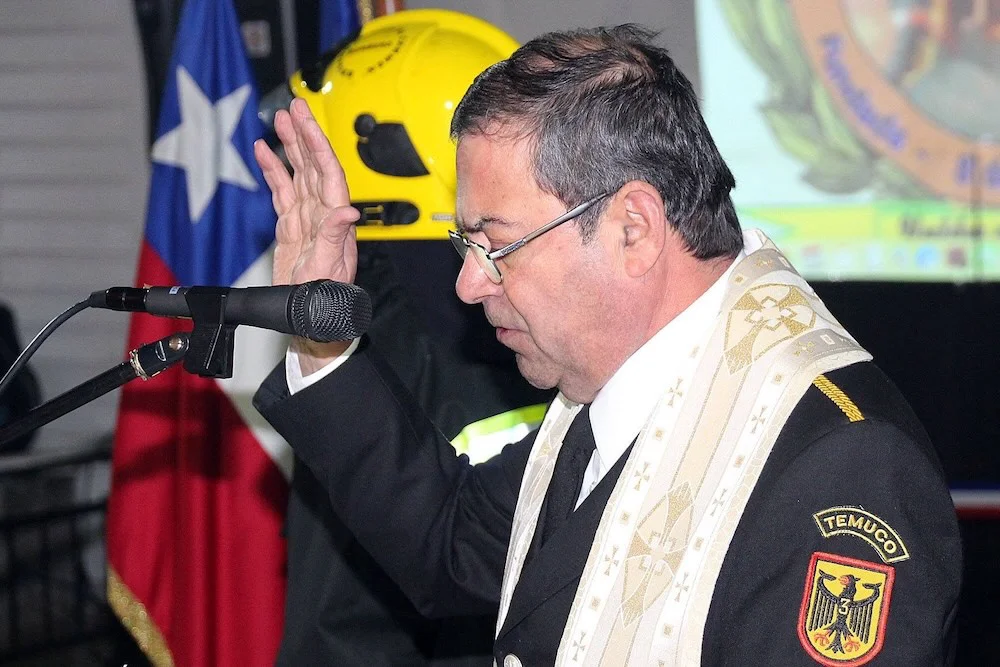 Padre Jaime Villalobos Capellan CBT - fotografia Julio Rodriguez Lecerf