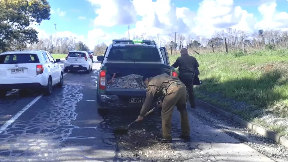 Carabineros bachea ruta Freire Villarrica