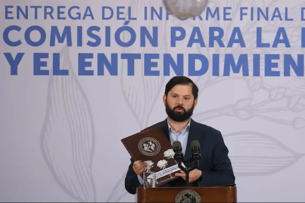 Presidente Boric e Informe para la Paz