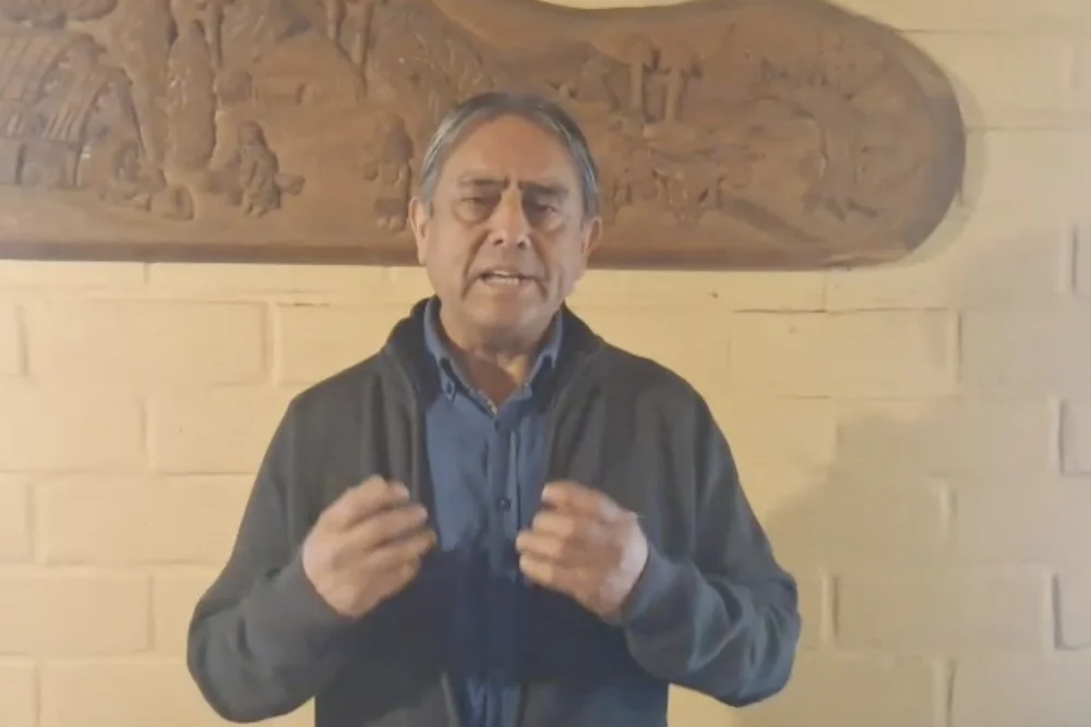 Aucan Huilcaman viaja a Nueva Zelanda a conferencia internacional